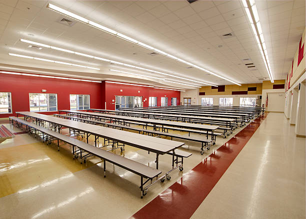 cafeteria in der high school - cafeteria stock-fotos und bilder