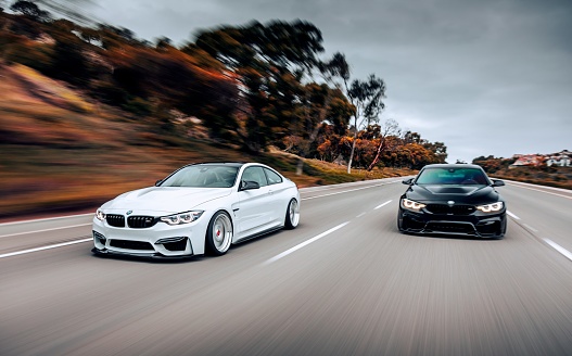 Seattle, WA, USA
May 17, 2023
BMW M4s driving on the street together