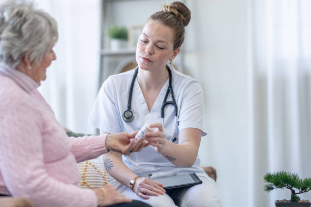 istock Senior Home Care Appointment 1491119564