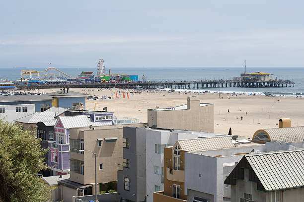istock Santa Monica Pier in California 149117142