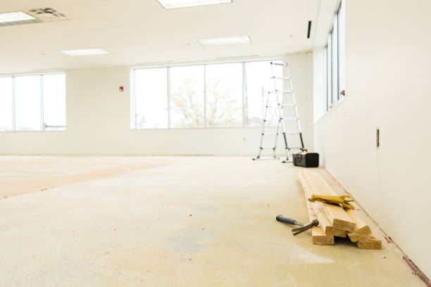 istock Ladder and construction materials ready for the contractors to begin their work day 1491295720