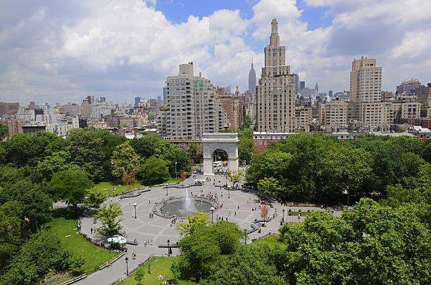 istock Sunny day at Union Square, New York City 149133271