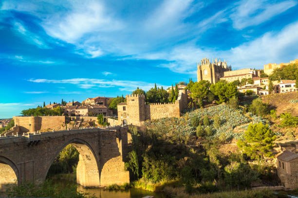 istock Bridge San Martin in Toledo, Spain 1491338276