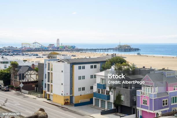View Of Santa Monica Beach And Pier On A Clear Autumn Morning Stock Photo - Download Image Now