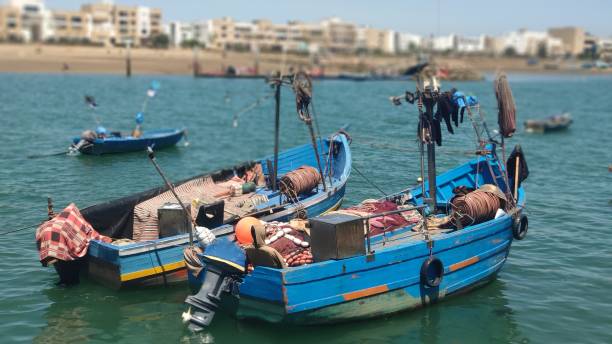 moroccan boat - salé city imagens e fotografias de stock