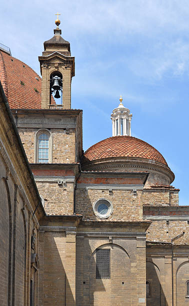istock Basilica di San Lorenzo in Florence, Italy 149137752