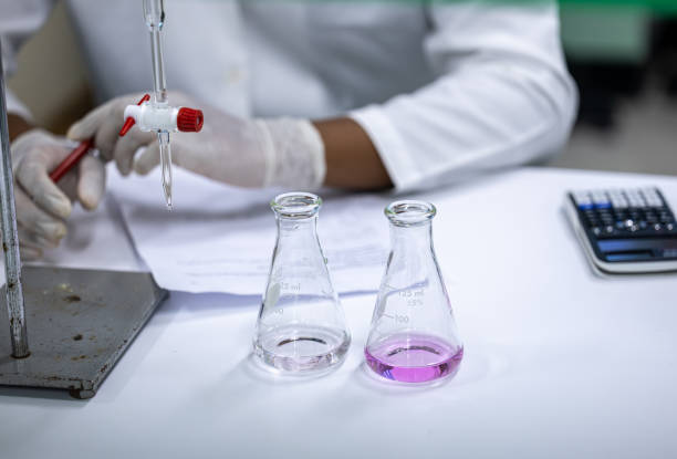 Acid-base reaction titration in Laboratory.