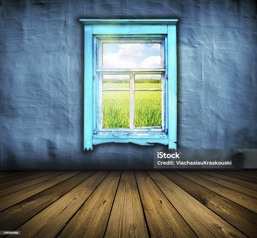 Camera con pavimento in legno e finestre - Foto stock royalty-free di Ambientazione interna