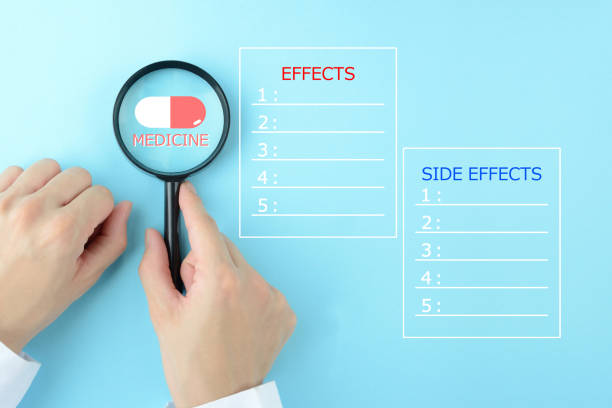 istock Comparison of effects and side effects for medicine images 1491421995