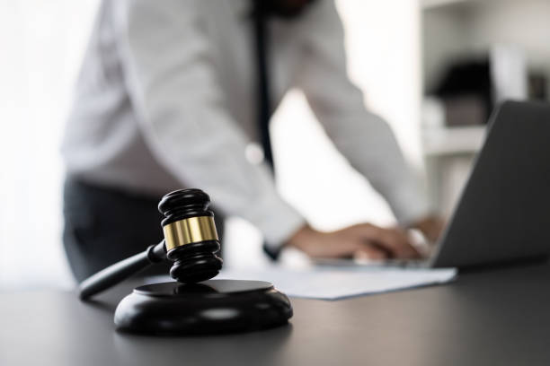istock Focus wooden gavel hammer on blur background. Equilibrium 1491433092