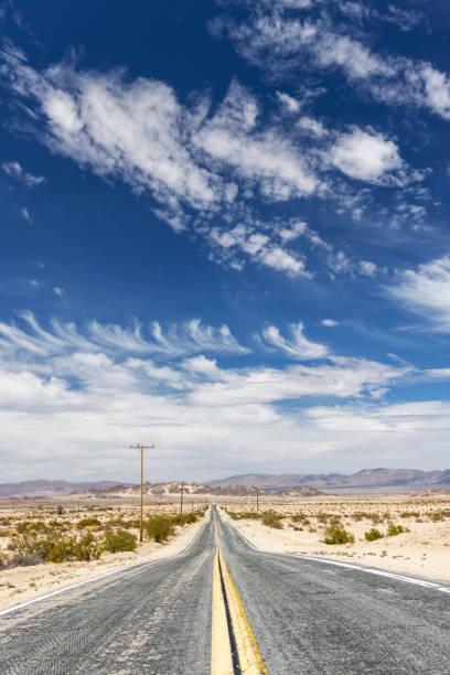 istock Perspective of a road 1491438311