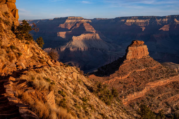 istock South Kaibab Trail Bends Toward ONeill Butte 1491495110