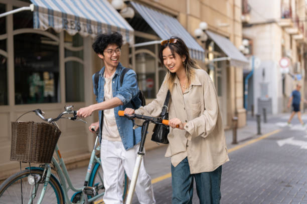 istock Colleagues of Chinese ethnicity commuting together to the work 1491532503