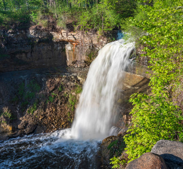 istock Minnehaha Falls in Minneapolis, Minnesota 1491537041
