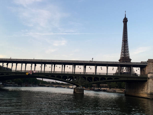 istock Eiffel tower and the Seine 1491546112