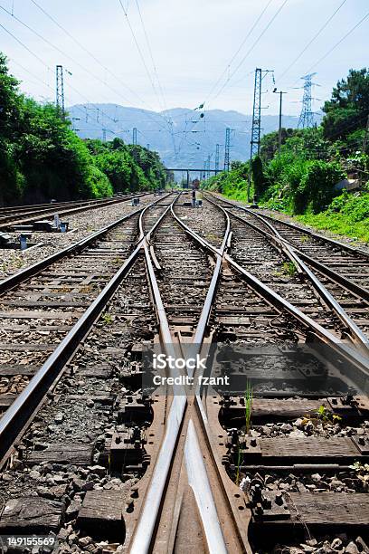 線路 - 人物なしのストックフォトや画像を多数ご用意 - 人物なし, 写真, 列車