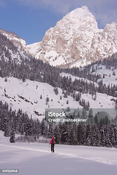 Esqui Backcountry No Wyoming - Fotografias de stock e mais imagens de Jackson Hole - Jackson Hole, Esqui - Esqui e snowboard, Inverno