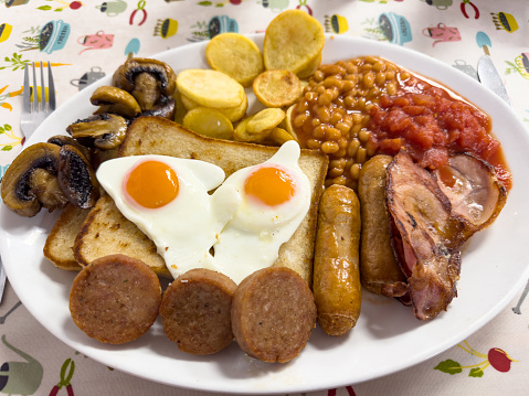 Traditional fried English breakfast