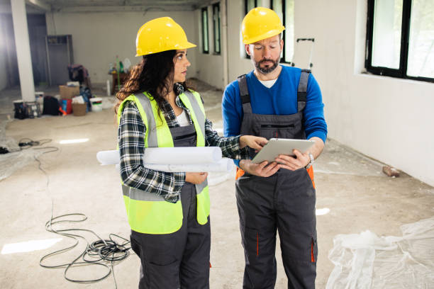 istock Young couple is renovating their apartment 1491598650