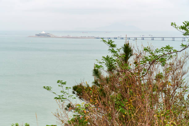 istock Hong KongZhuhaiMacau Bridge 1491608084