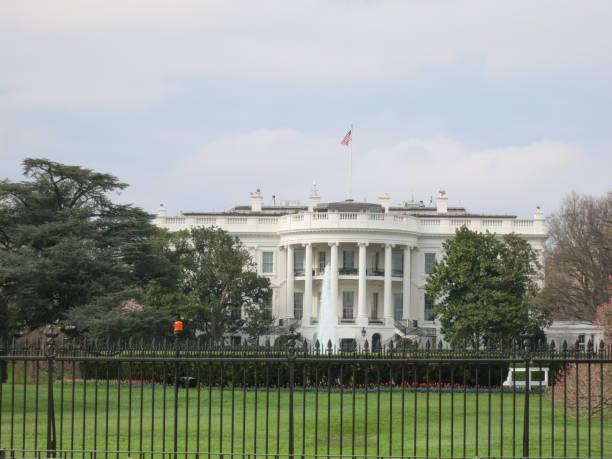 istock White house Washington DC USA 1491739380