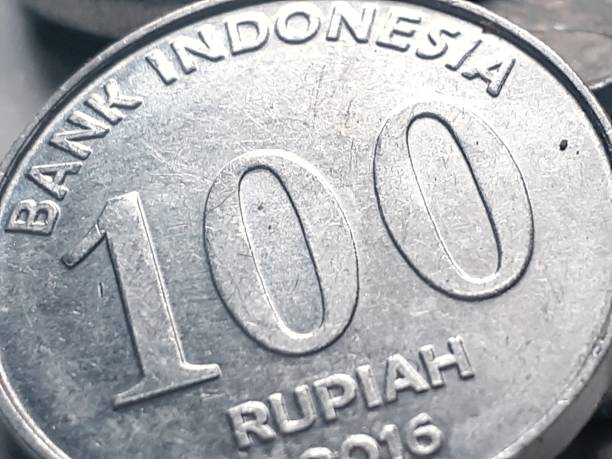 istock Defocused image of a money 1491749872