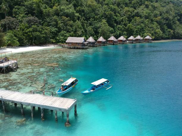 istock Lodging on the water in the Beach 1491824985