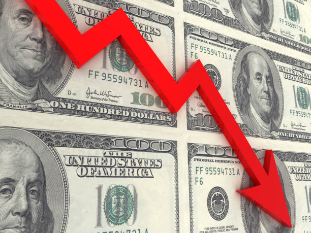 マネーファイナンス危機下落グラフチャート米国ドル - moving down dollar decline graph ストックフォトと画像