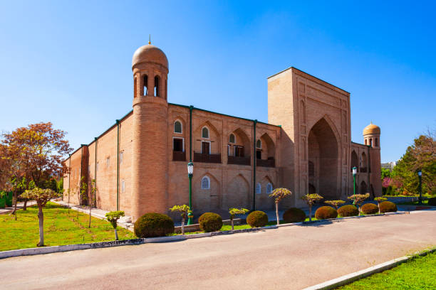 istock Abdulkasym Sheikh Madrassah in Tashkent, Uzbekistan 1492026949