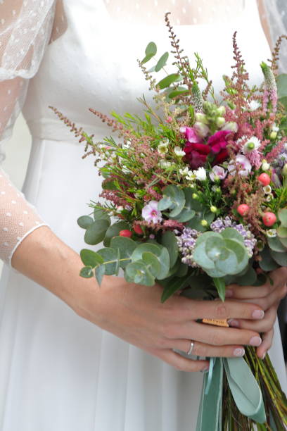 istock Bride green flowers bouquet, bridal wedding flowers 1492060321