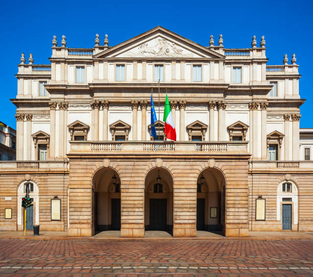 ópera de la scala, milán - milan italy stage theater opera house built structure fotografías e imágenes de stock