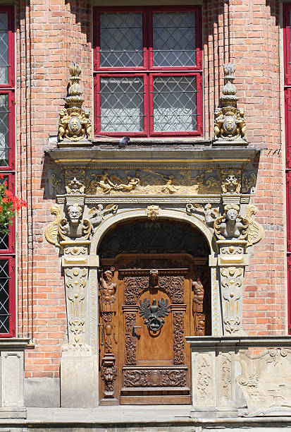 istock Door of vintage building 149208770