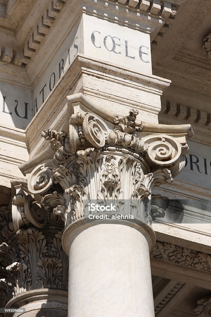 Détails architecturaux de San Giovanni in Laterano Cathédrale - Photo de Antique libre de droits