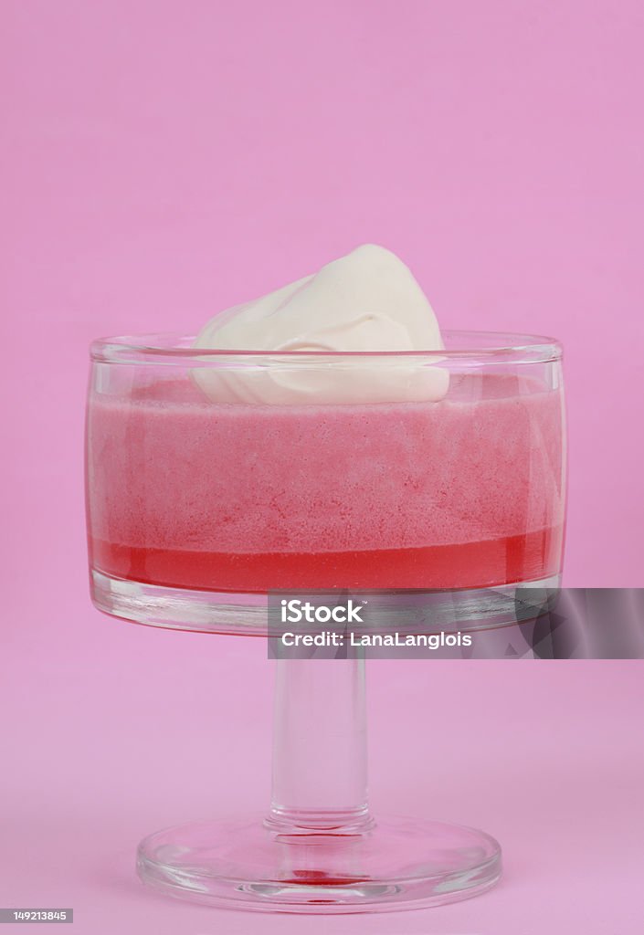 Rosa jelly e mousse dessert - Foto stock royalty-free di Bicchiere