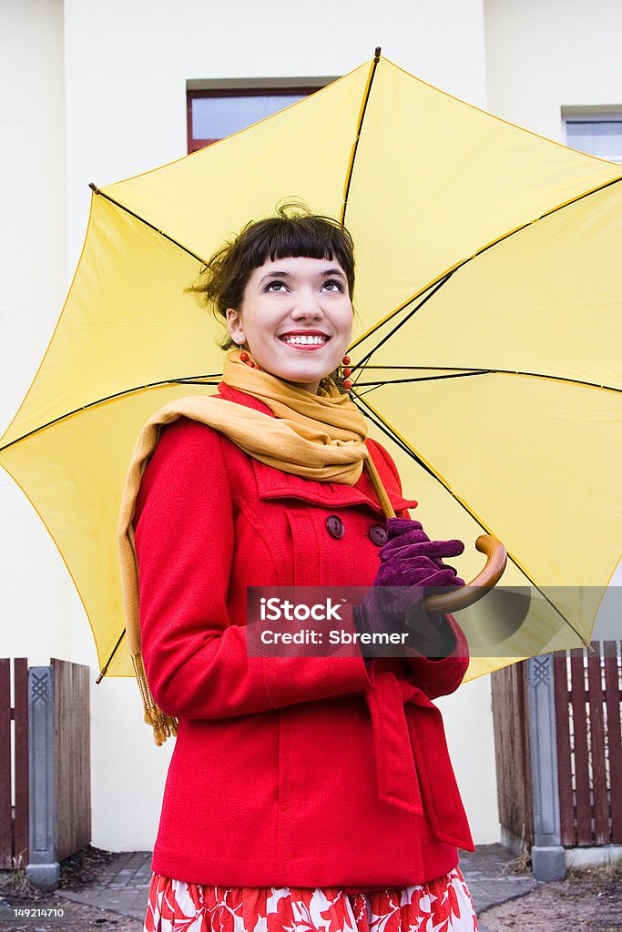 Schöne Mädchen mit Regenschirm - Lizenzfrei Attraktive Frau Stock-Foto