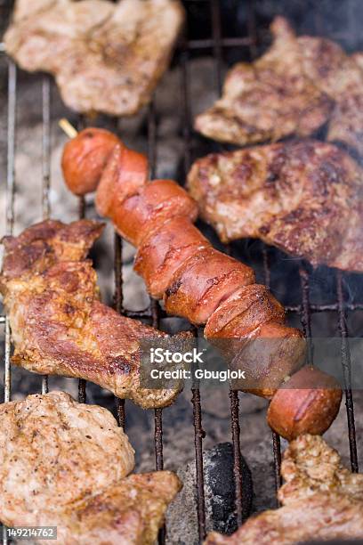 Salsicha Grelhado - Fotografias de stock e mais imagens de Carne - Carne, Carne de Vaca, Comida
