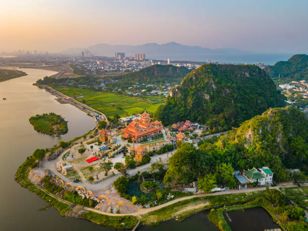 aerial view of da nang marble mountains which is a very famous destination - marble mountains imagens e fotografias de stock