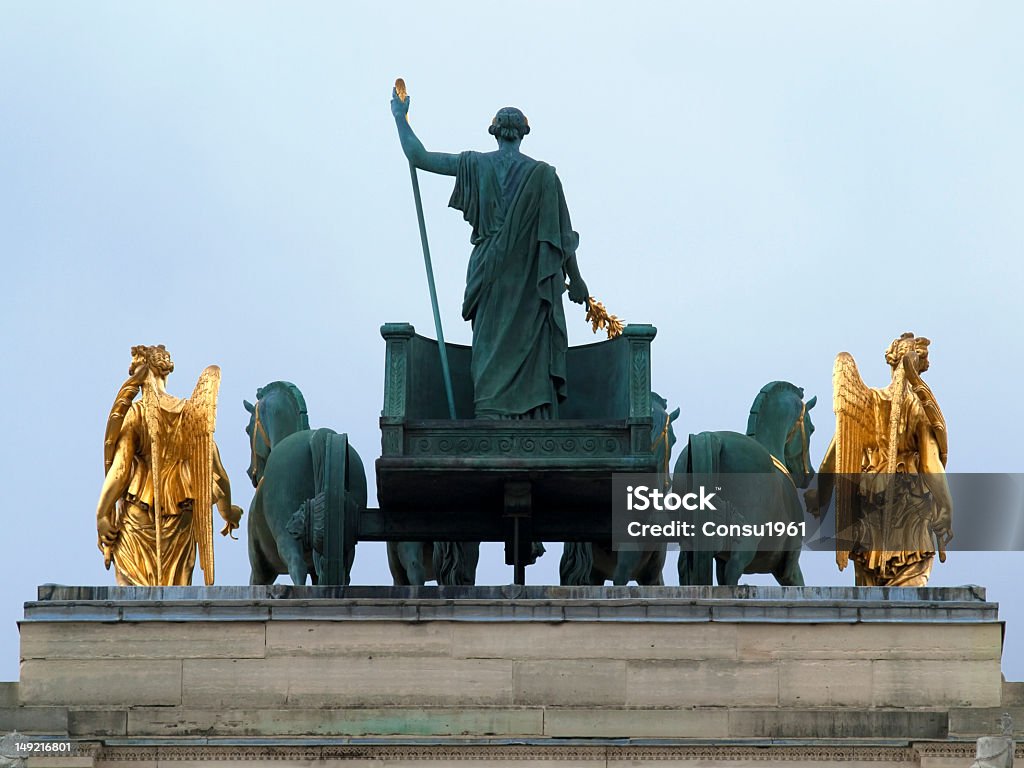 Arc de Triomphe de Barcelone du Carrousel - Photo de Arc de Triomphe - Paris libre de droits
