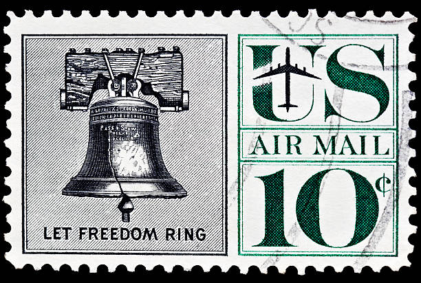 リバティーベル airmail 郵便切手 - liberty bell ストックフォトと画像