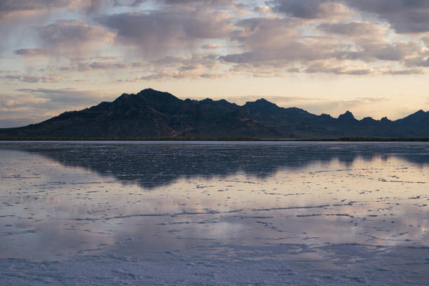 istock Utah salt flats reflecting a mountain 1492187503