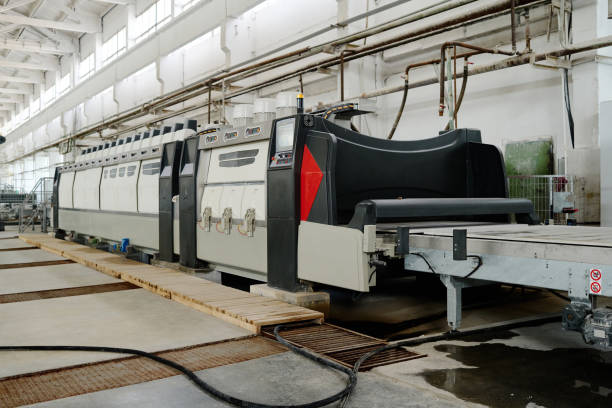 istock Modern machine for cutting stone in factory 1492218280