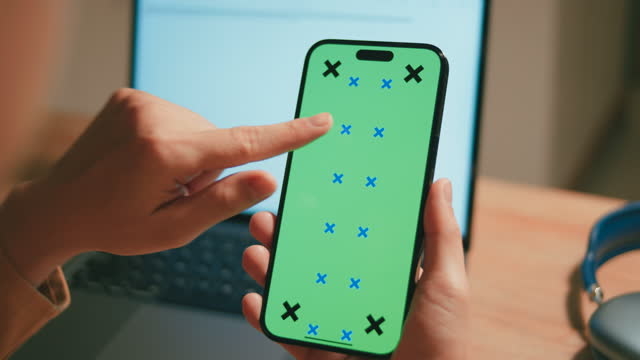 Hand Using Phone Green screen