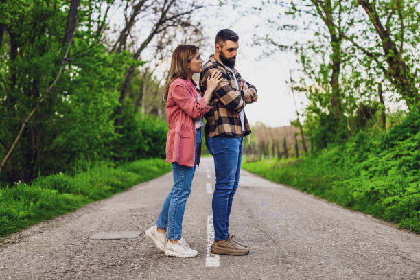 problemas de parejas - boyfriend heterosexual couple married activity fotografías e imágenes de stock