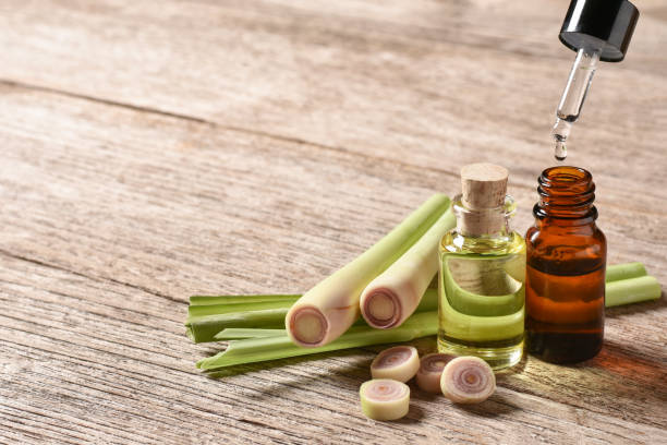istock Lemongrass oil 1492272169