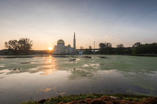 A sunrise image at As-Salam Mosque
