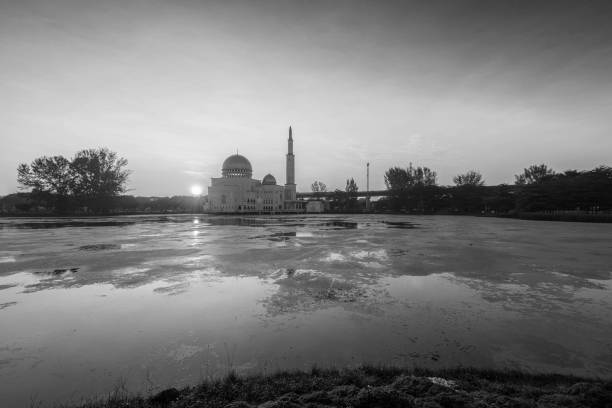 A sunrise image at As-Salam Mosque