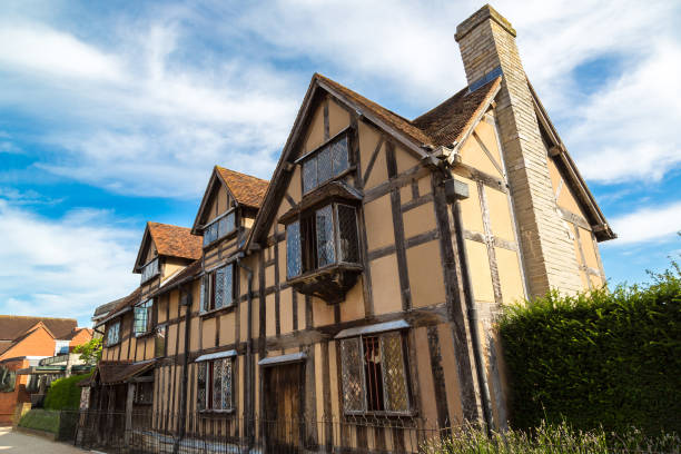 istock Shakespeare Birthplace in Stratford-upon-Avon 1492400764