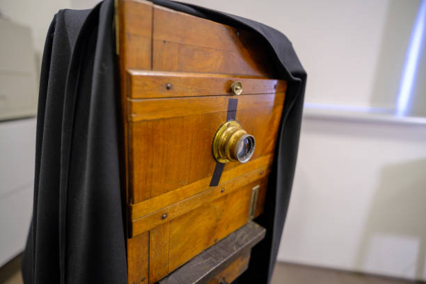istock A very old wooden camera. Really worked. as a teaching tool for young photo artists 1492404590
