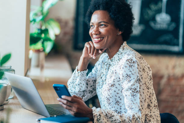 istock Business woman working at a restaurant 1492442574