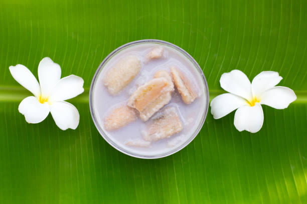 istock Banana in coconut milk. Thai dessert 1492489128